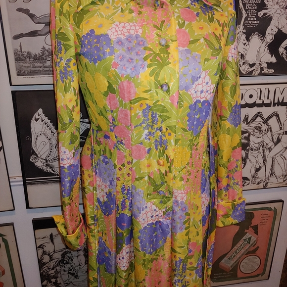 Vintage 70s Beautiful Leslie Fay Floral Maxi Party Dress - Picture 8 of 9